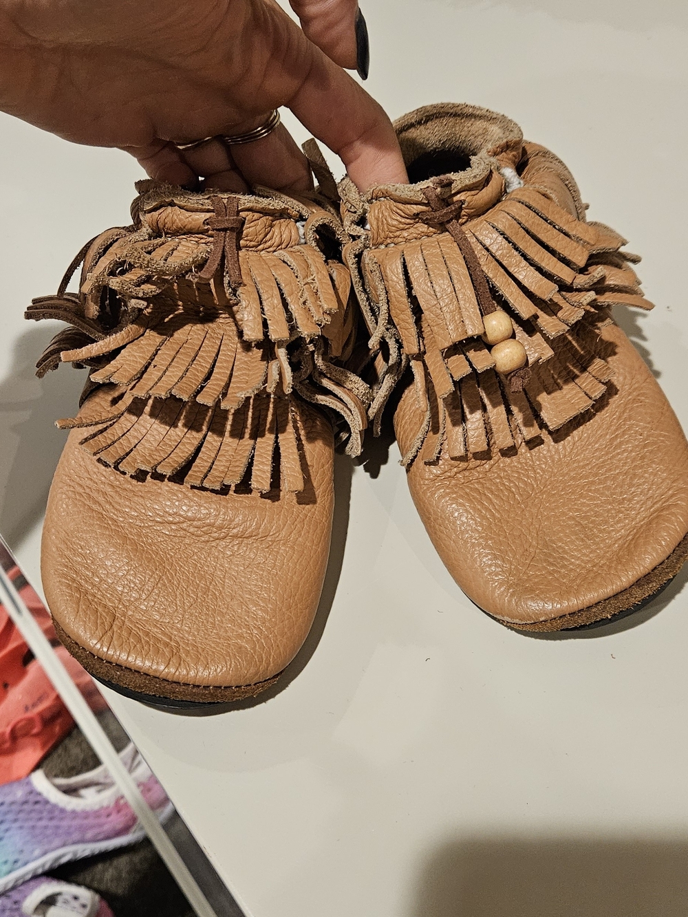 D&F toddler Tan Fringe Moccasin Shoes